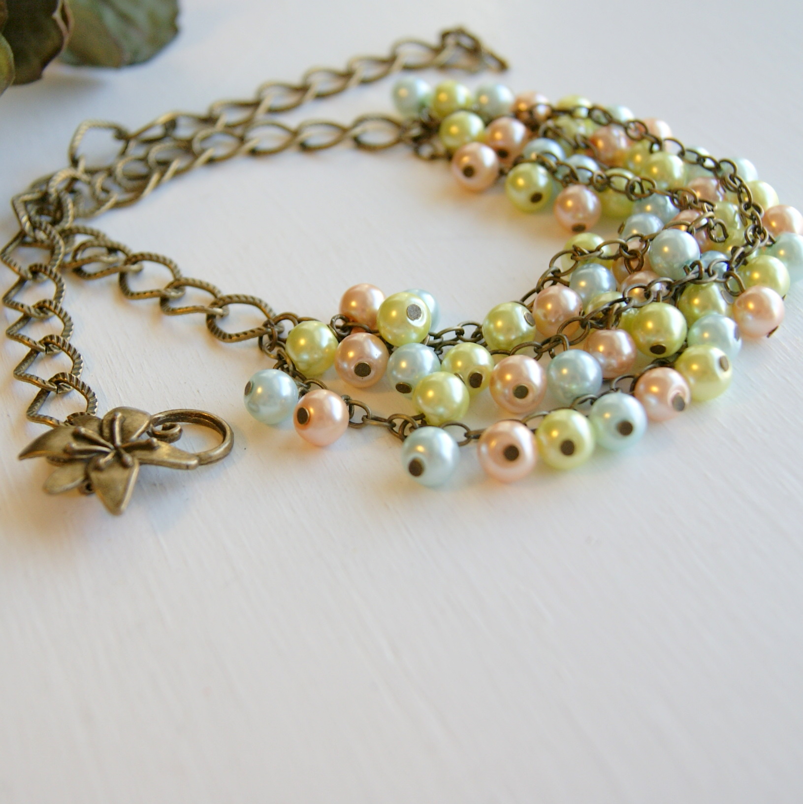 Pastel Pearls Dangle Brass Chain Necklace on Luulla
